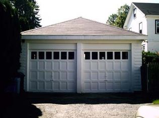 79 Bedlow Ave, Newport, RI 02840