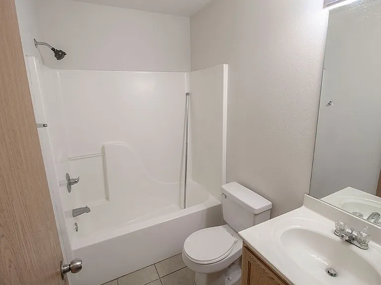 1529 Bodie Dr — Photo 19