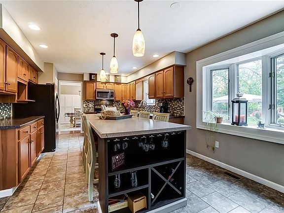 5th image of 7350 Brandtvista Ave