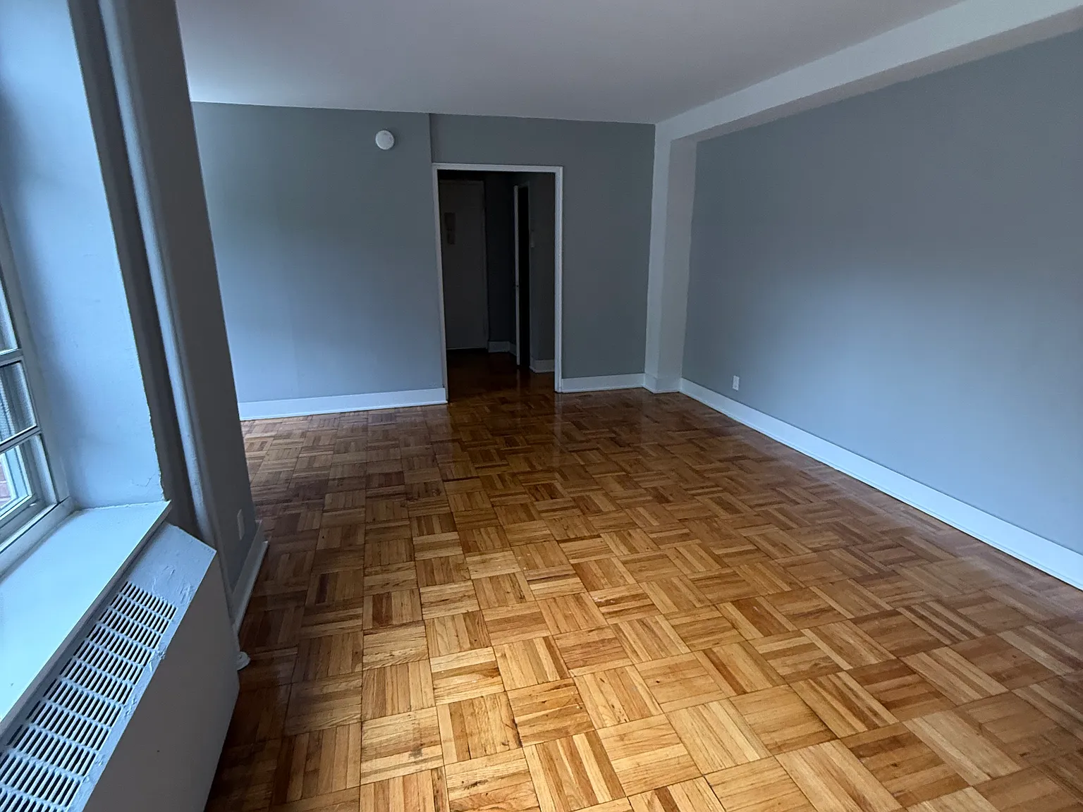 2 bed, 1000 sqft, $2,695 — Photo 4