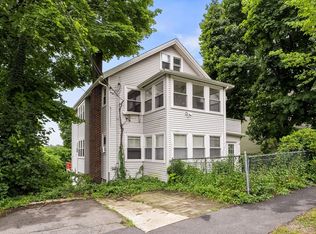 28-30 S Central Ave, Quincy, MA 02170