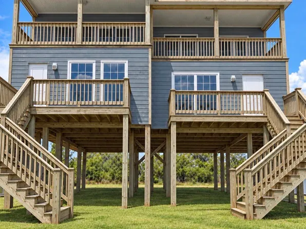 321 Lac Bleu Ave, Pass Christian, MS 39571