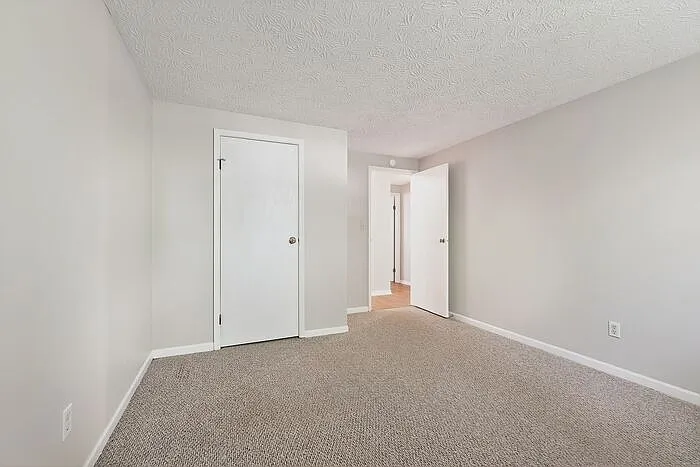 8134 Old Prairie Ct — Photo 18
