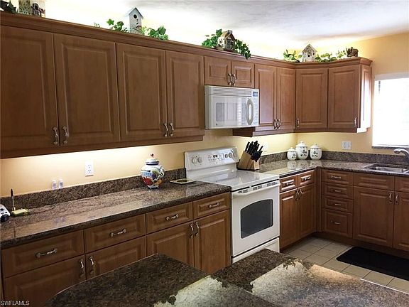 5th image of 758 Eagle Creek Dr Unit 175