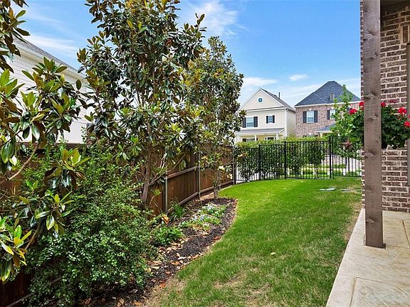4th image of 4933 Sage Hill Dr