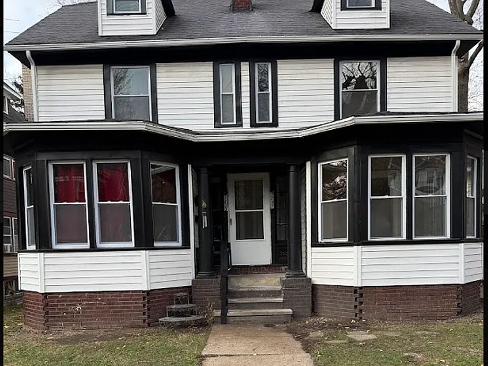 1st image of 3235 Oak Rd #3235