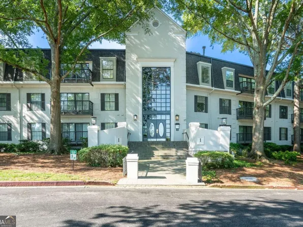 1105 Pine Heights Dr NE, Atlanta, GA 30324