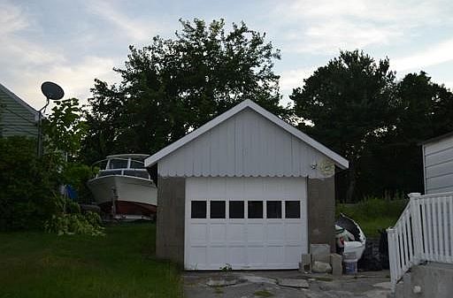 2nd image of 53 Plain St