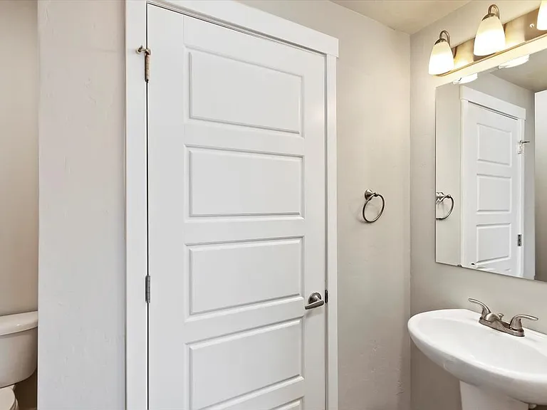 White Hawk Townhomes — Photo 41