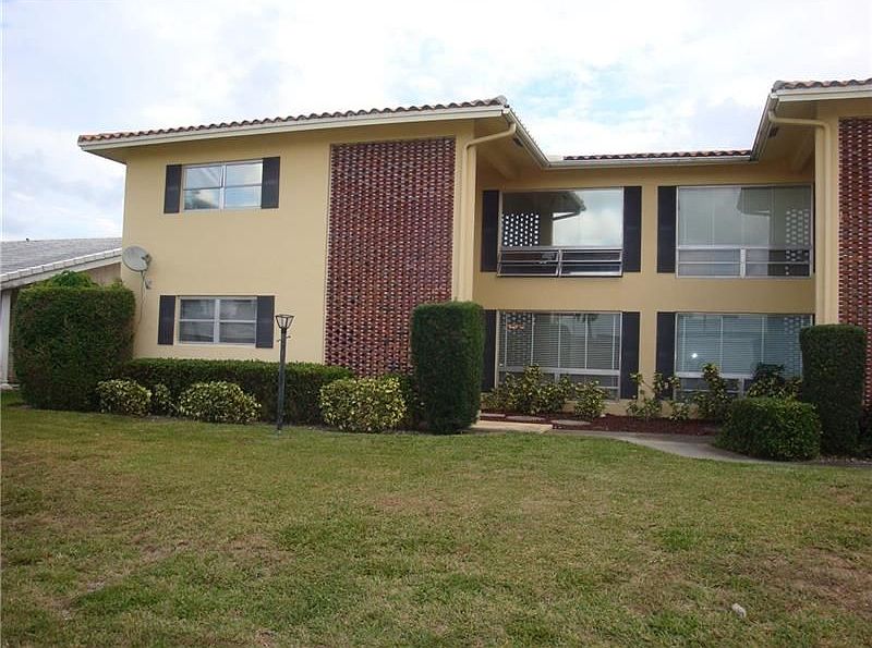 1st image of 2750 NE 19th Ave #1