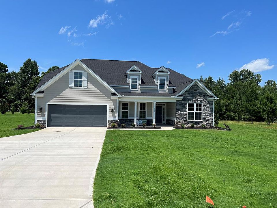 1st image of 310 Oakmonte Cir
