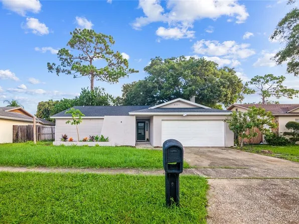 8357 125th Pl, Largo, FL 33773