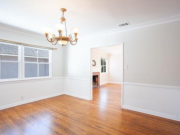 4th image of 2345 Lambert Dr