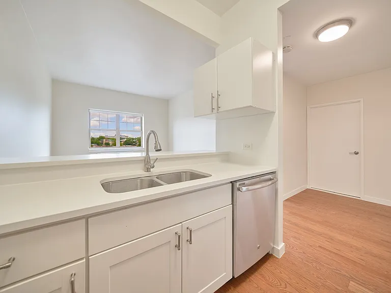 75-25 153rd St #506 — Photo 5