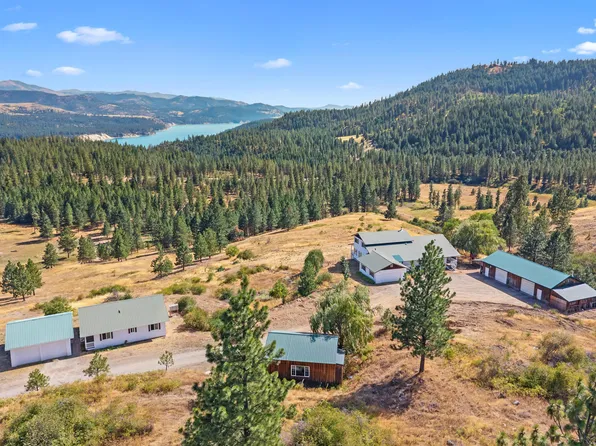 26 Stray Dog Canyon Rd, Inchelium, WA 99138