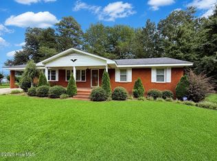 201 Forest Drive, La Grange, NC 28551