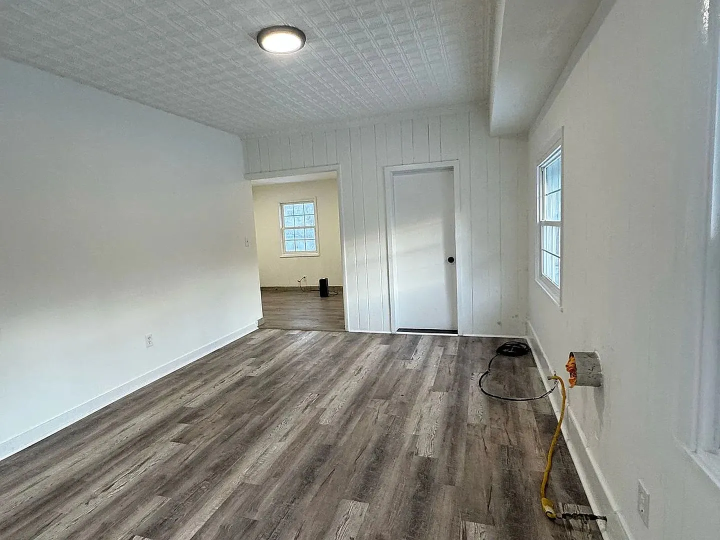586 Route 23 LLC — Photo 2