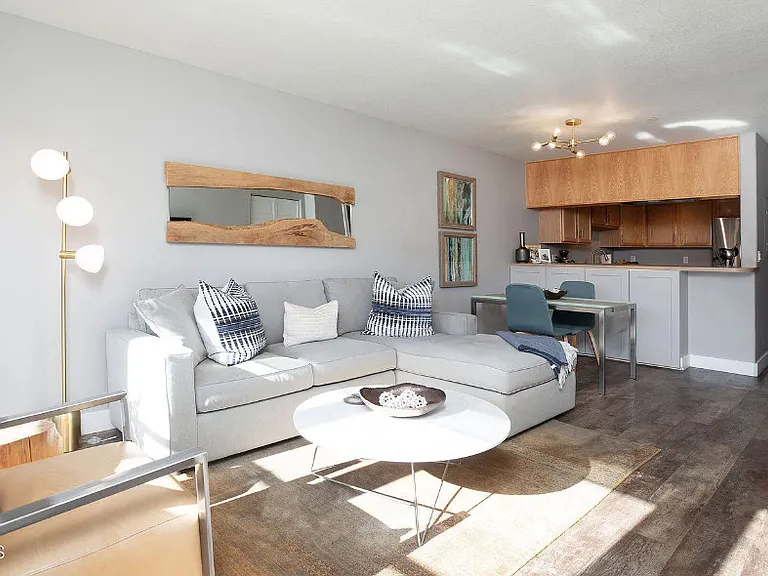 216 Main St #311 — Photo 2