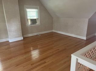 472 E King Rd APT C, Malvern, PA 19355