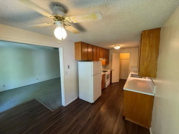 855 Park St #17, Ashland, OR 97520