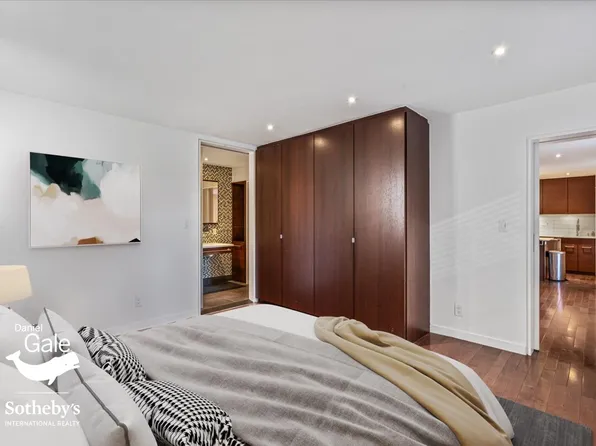 65-35 Yellowstone Boulevard image 15 of 21