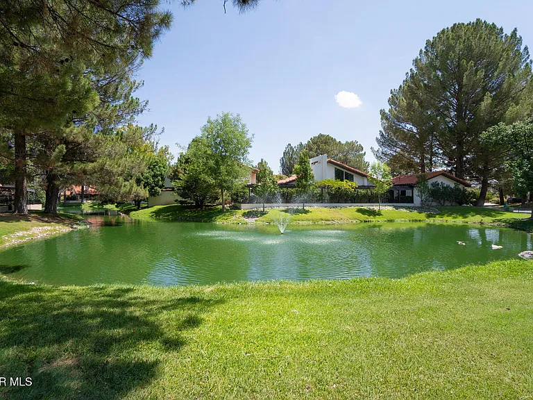 5205 Valley Spring Way — Photo 20