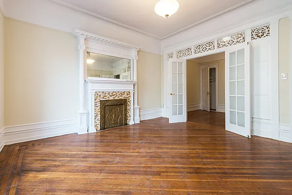 Rented by Nooklyn NYC LLC | media 46