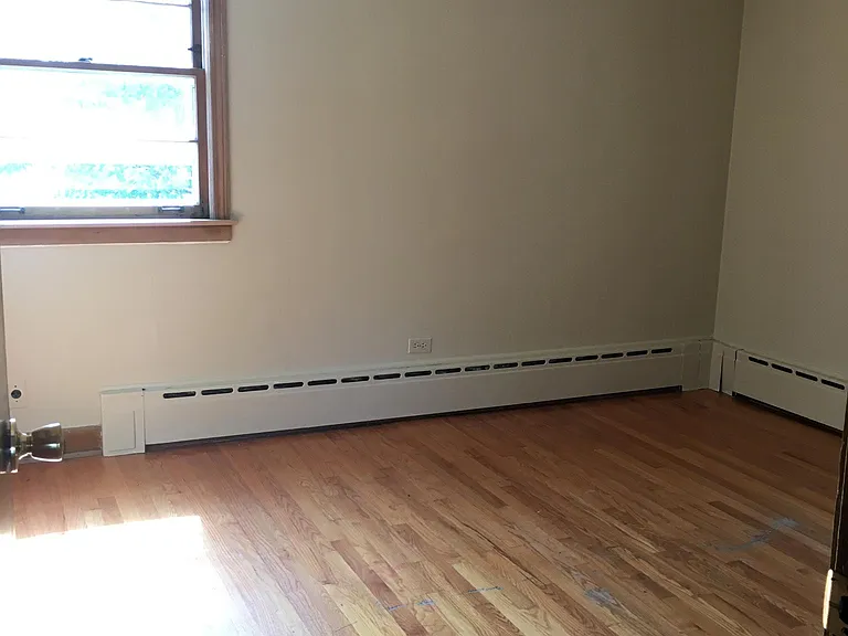 7111 W Farragut Ave — Photo 7