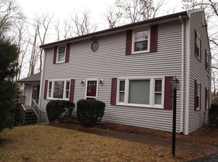 37 Pine St, Sandwich, MA 02563