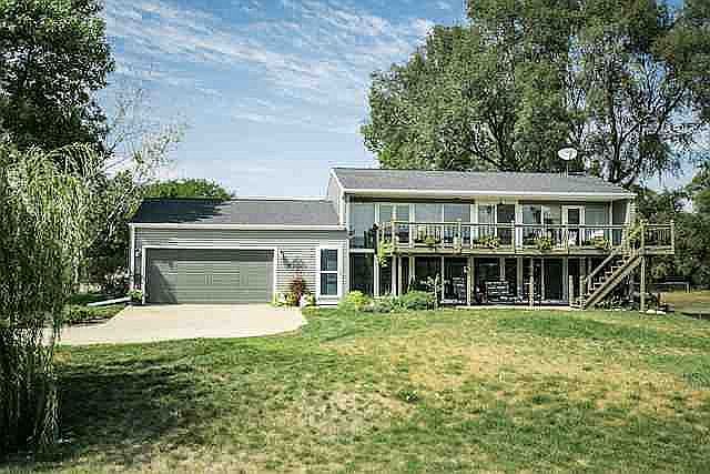 1st image of 102 Heather Ave