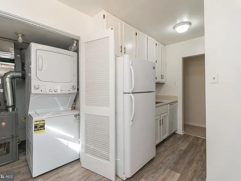 428 Harmon Rd #A — Photo 9