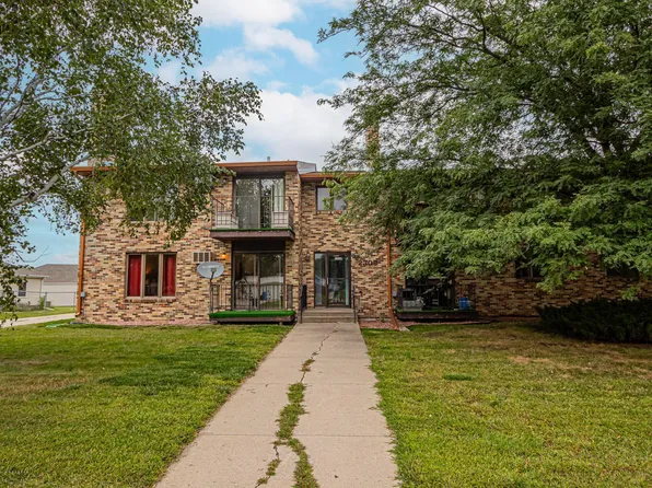 2308 18th St S APT A, Fargo, ND 58103