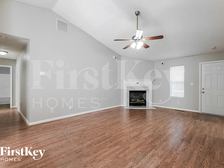 2419 Broad River Pl — Photo 3