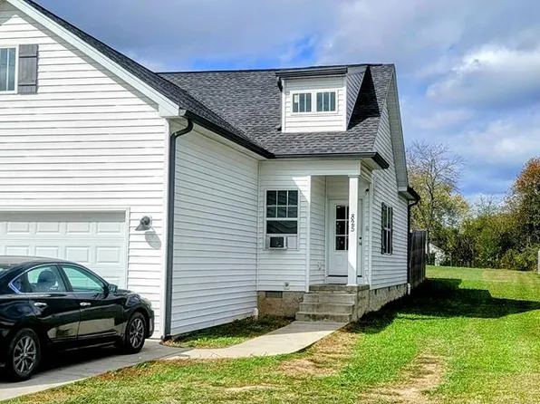 825 S Mountain St, Smithville, TN 37166