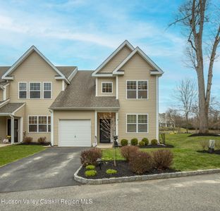 53 Halley Court, Poughkeepsie, NY, 12601
