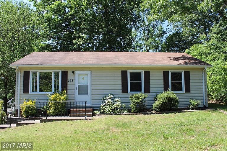 1st image of 228 Northview Dr