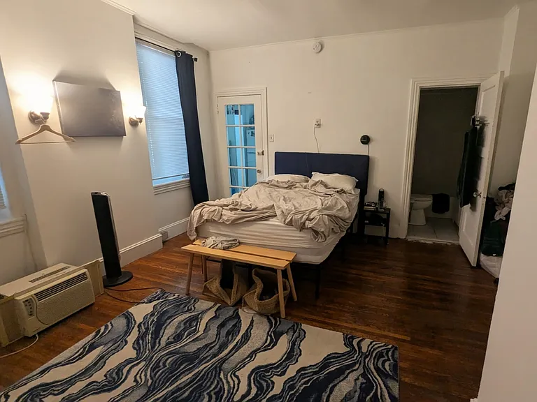 3421 Race St #1R — Photo 6