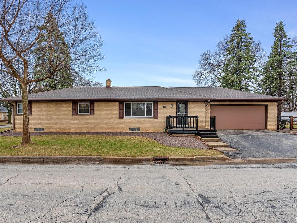 1st image of 9707 West Fiebrantz AVENUE