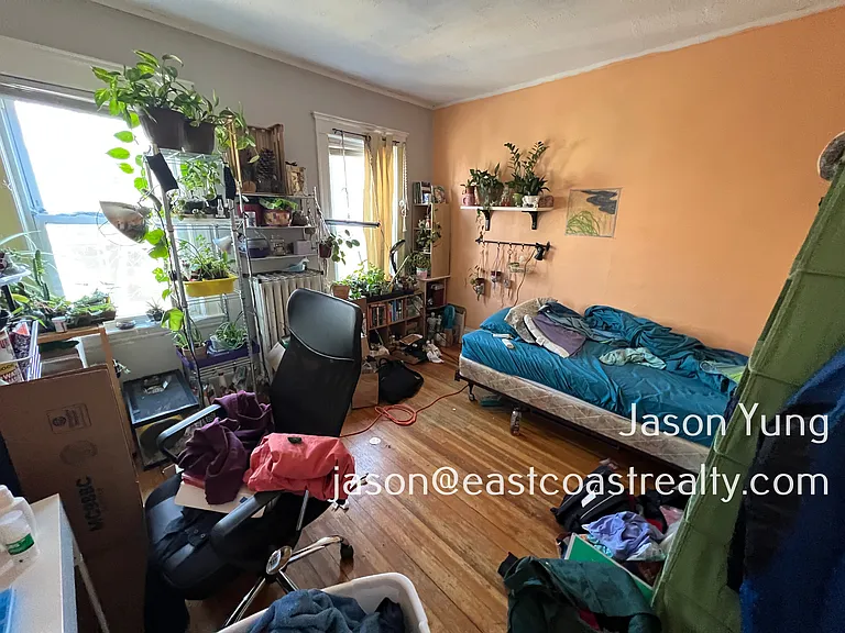 16 Long Ave — Photo 7
