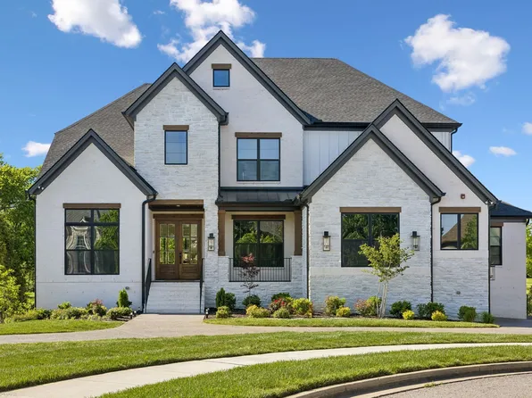 109 Tattnall Ct, Gallatin, TN 37066