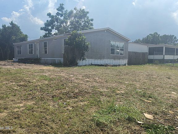3rd image of 3443 Populatic St