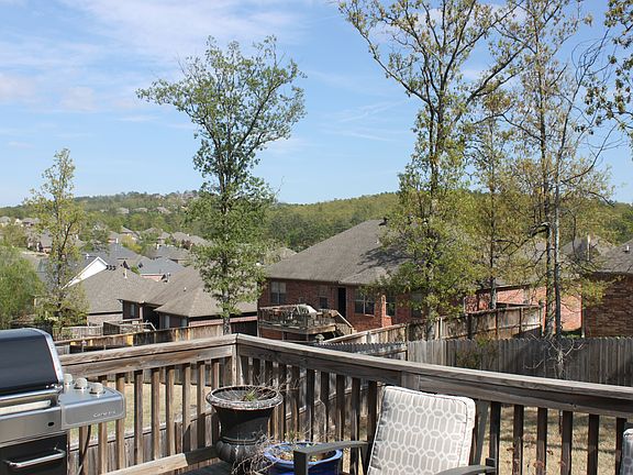 3rd image of 113 Beaver Creek Ln