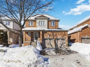 26 Courtsfield Cres, Brampton, ON