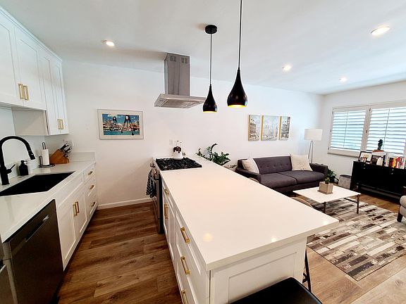 5th image of 1255 N Harper Ave APT 10