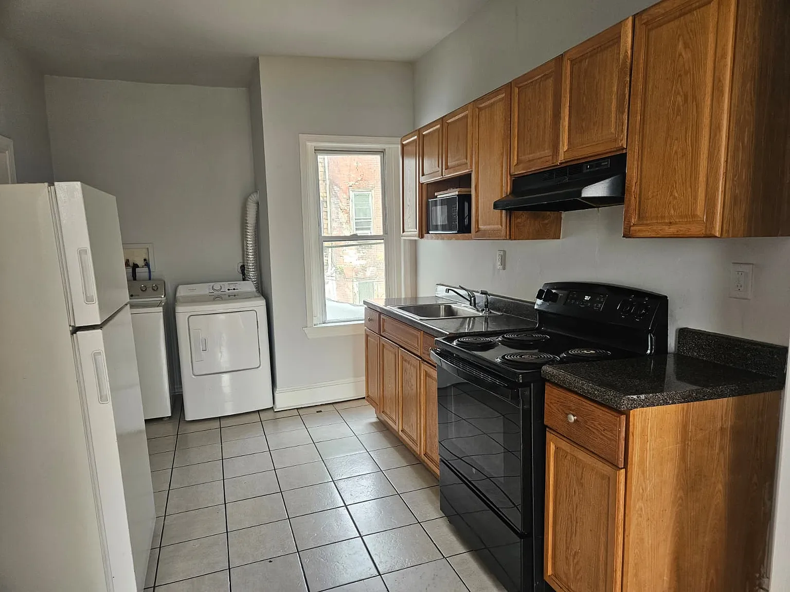 4125 Pennsgrove St — Photo 4