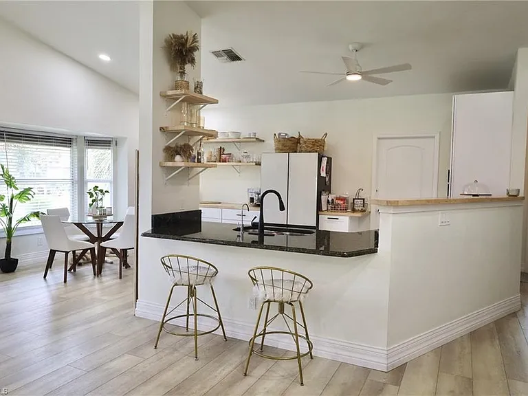 6123 Montego Bay Loop — Photo 6