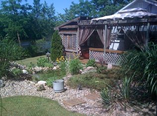 11254 Riverside Dr, White Pigeon, MI 49099