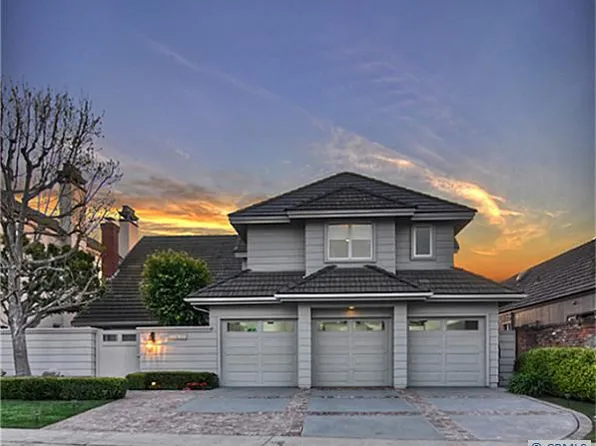 16841 Coral Cay Ln, Huntington Beach, CA 92649