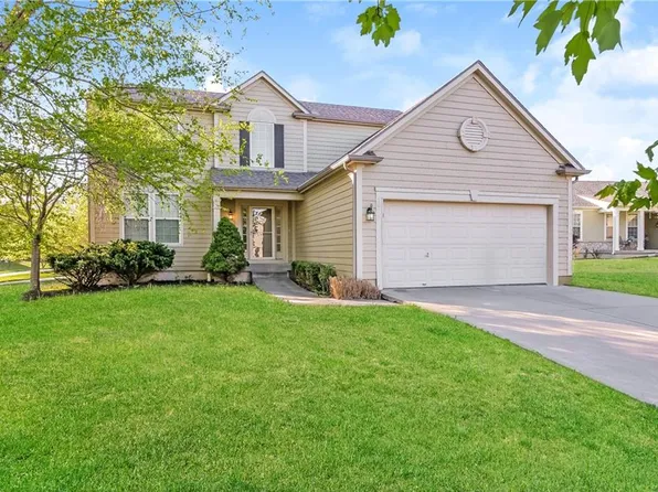 1925 W Elm Ter, Olathe, KS 66061