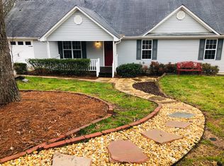 3327 Cove Overlook Rd, Gainesville, GA 30501